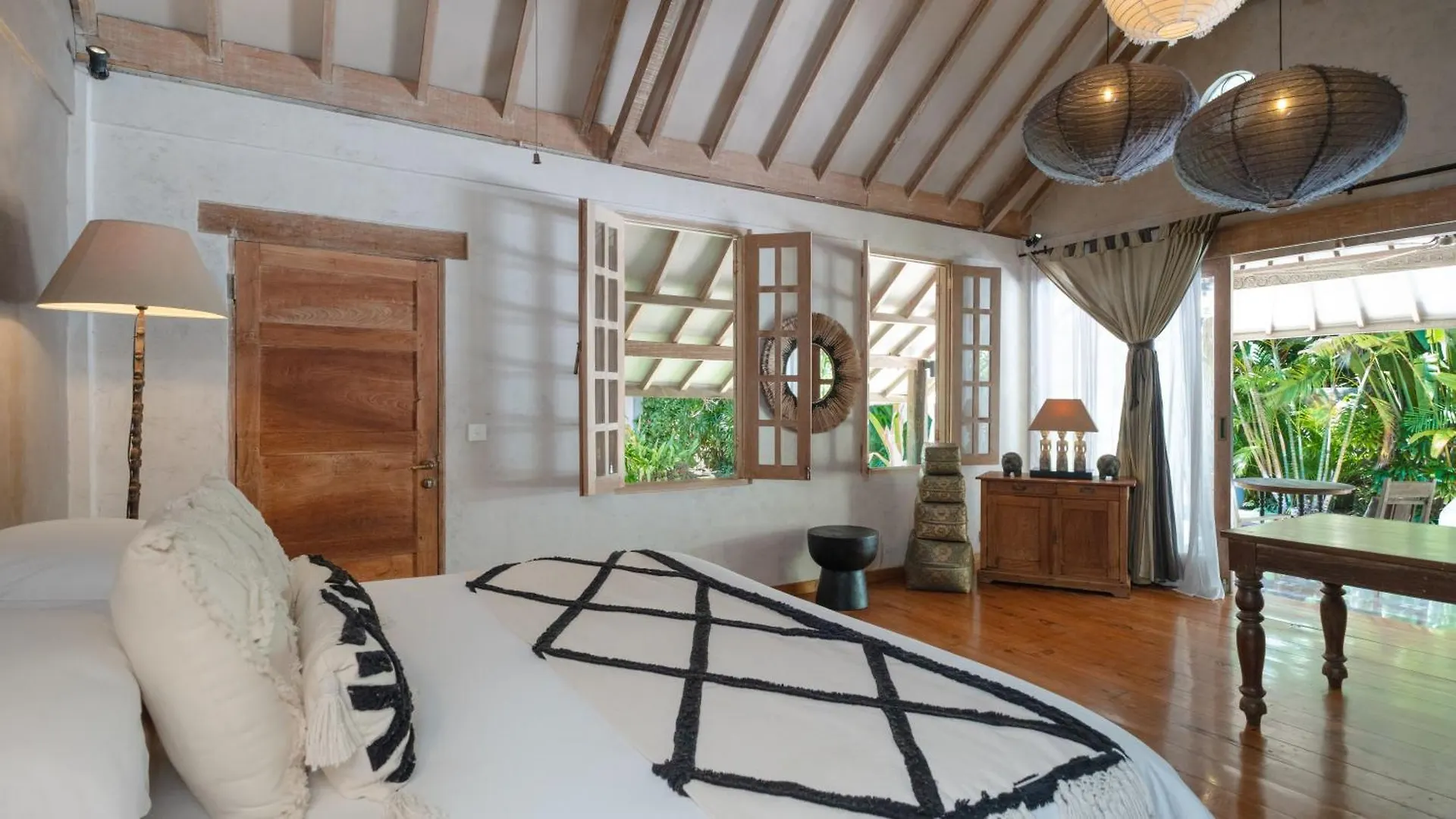 Villa Koyama By Villa Finder Seminyak  Indonesia